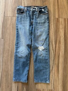 Levi's Wedgie Straight Medium Blue Ankle Straight-Leg Jeans. Wmn’s 29
